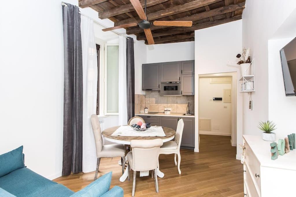 Navona Atmosphere A Few Meters From Piazza Navona !! Apartment *